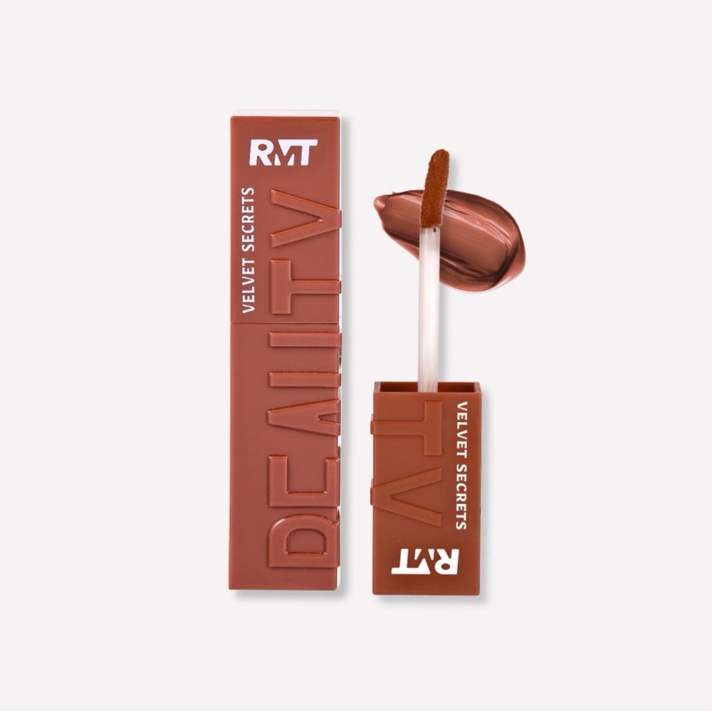 Romantic Beauty Velvet Secrets Liquid Lipstick #5 and #6